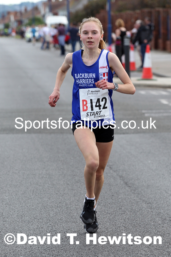 Womens under-17s 2021 Northern 6 and 4 Stage and Young Athletes Road Relays, Redcar. Photo: David T. Hewitson/Sports for All Pics